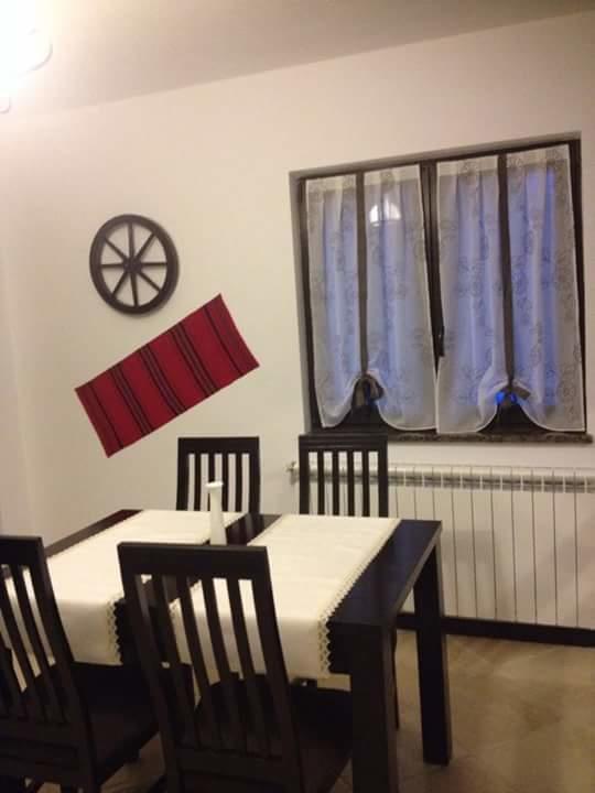 Pensiunea Rustic บอร์ชา ภายนอก รูปภาพ